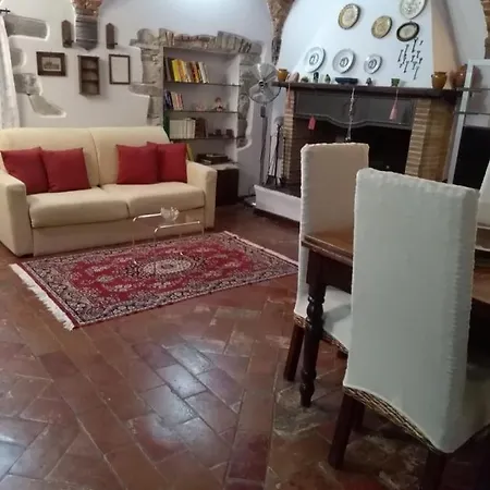 Castello Di Casallia بيت ضيافة