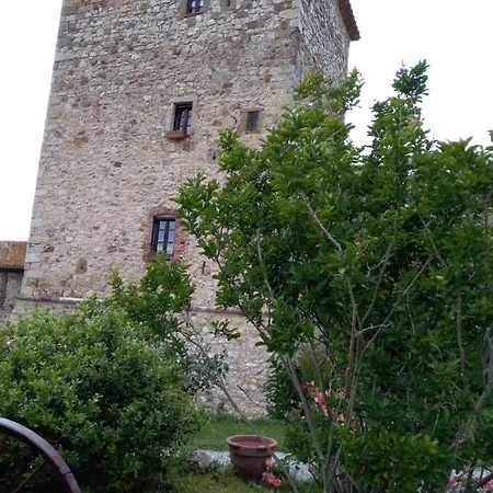Castello Di Casallia Vetulonia